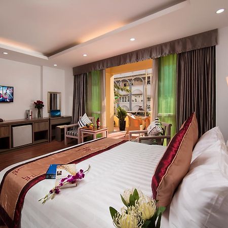 Van Mieu Hotel Hanoi Eksteriør billede