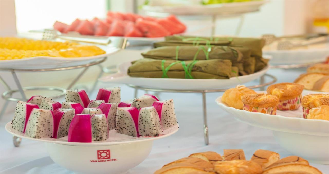 Van Mieu Hotel Hanoi Eksteriør billede